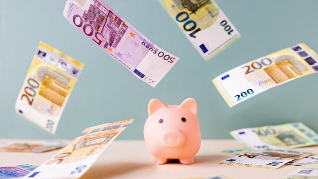 România ar putea accesa fondurile PNRR pentru reforma pensiilor magistraților. Vom primi și 3 miliarde… Romnia ar putea accesa fondurile PNRR pentru reforma pensiilor magistratilor Vom primi i 3 miliarde