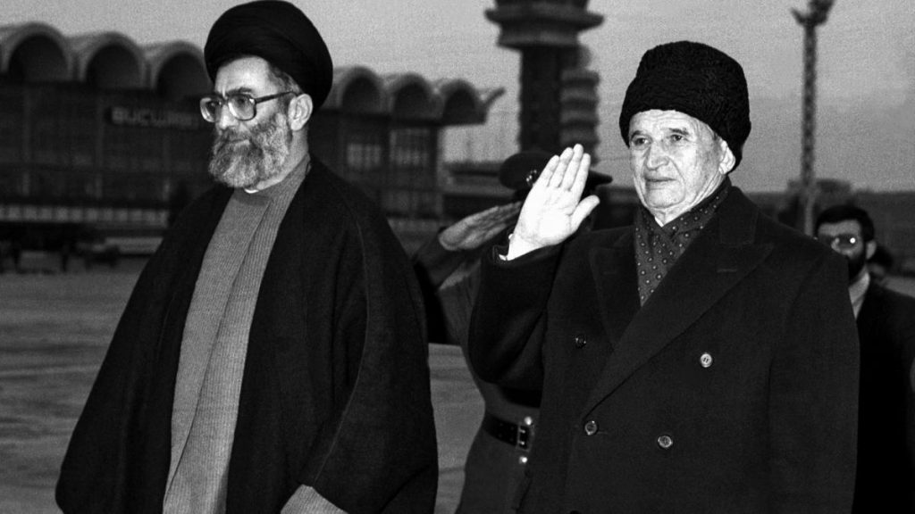 Secretele ultimei vizite a lui Nicolae Ceausescu in Iran Se spunea ca a adus cu sine teancuri cu
