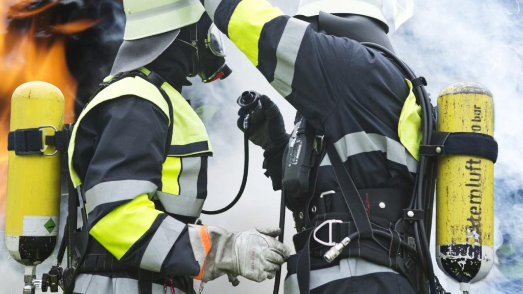 Sute de persoane au fost evacuate dupa ce un incendiu a izbucnit intr un club de noapte din Germania