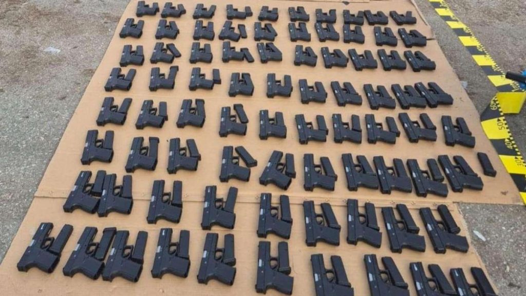 Un adevarat arsenal descoperit de poliistii de frontiera din Calafat Destinatia dorita