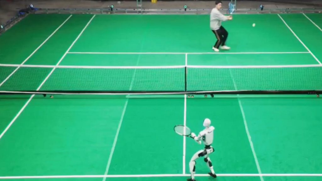 video in premiera mondiala un robot umanoid restituie mingile cu o rata de succes de 96 dintr un