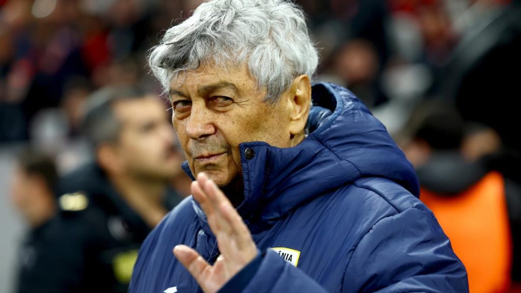 Cele mai recente informatii despre Mircea Lucescu Ministrul Sanatatii Se afla in stare critica la ATI