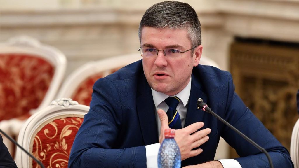 Orașul din România care se transformă într-un centru pentru industria de apărare și investiții prin SAFE. Darău:… Orasul din Romania care se transforma intr un centru pentru industria de aprare si investiii prin SAFE Daraui