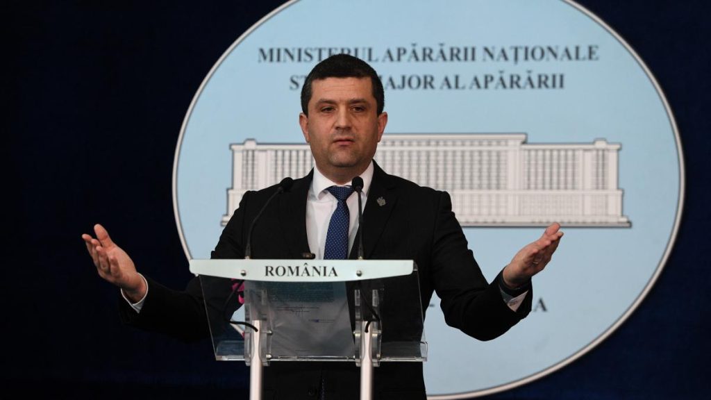 Radu Miruta prins cu minciuna Ce lipseste din CV ul ministrului USR al Apararii Declaratii false