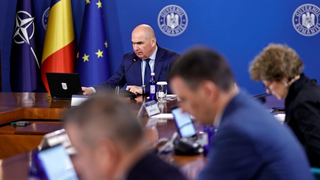 România riscă să piardă 4 miliarde de euro din PNRR din cauza întârzierii reformelor. Romania risca sa piarda 4 miliarde de euro din PNRR din cauza intarzierii reformelor
