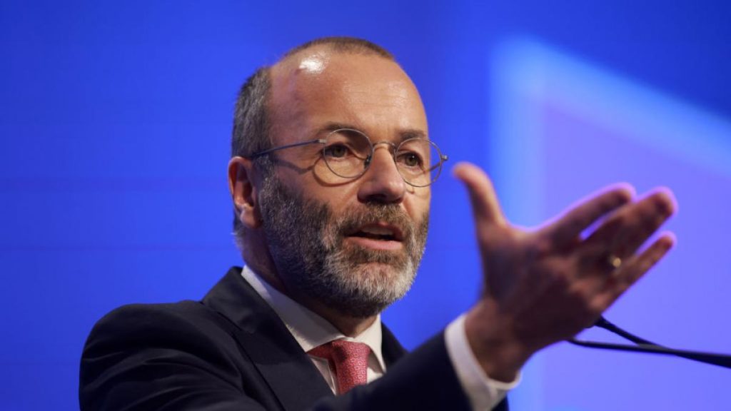 Scandal in Parlamentul European din cauza crizei politice din Romania Manfred Weber s a confrontat cu
