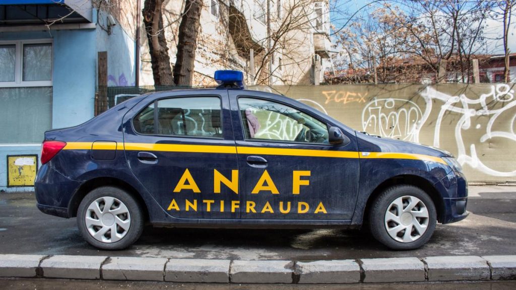 Scandal la ANAF 200 de masini confiscate care trebuiau scoase la licitatie sunt de