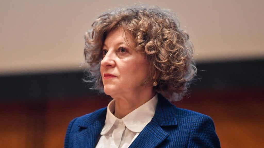 Ce e-mail le-a trimis Oana Gheorghiu parlamentarilor care au semnat moțiunea de cenzură, joi seară. Ce e mail le a trimis Oana Gheorghiu parlamentarilor care au semnat motiunea de cenzura joi seara