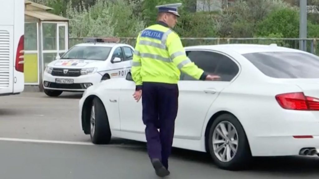 Filtre si controale de 1 Mai 2026 pe Autostrada Soarelui A2 Un sofer se indrepta spre mare cu