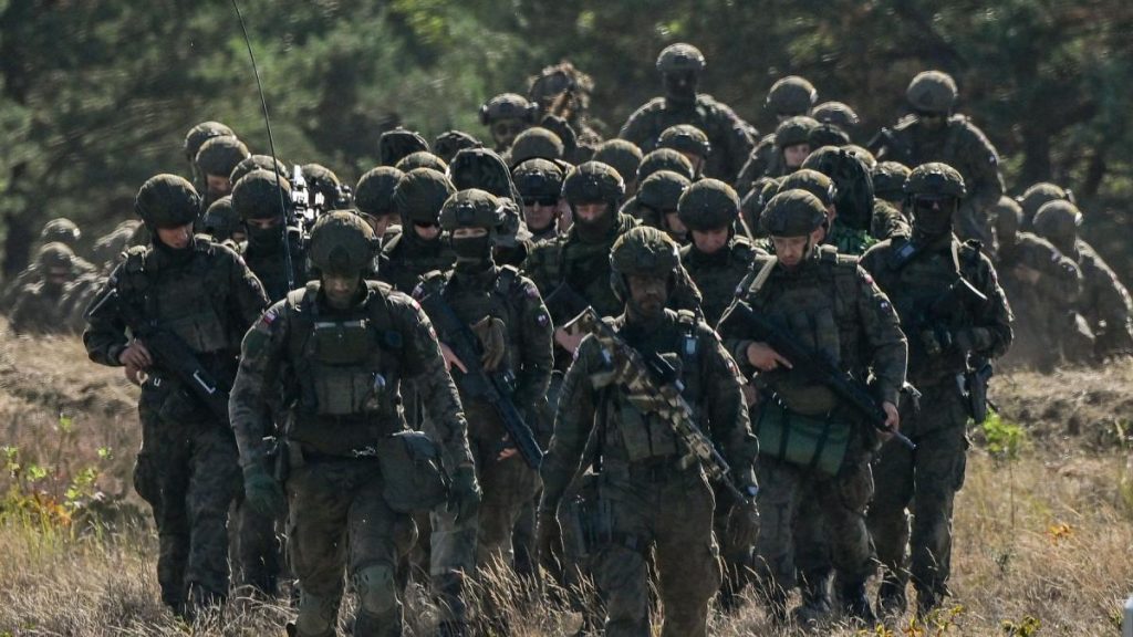 Nicusor Dan Retragerea a 5000 de soldati americani din Germania nu este o surpriza Europa poate