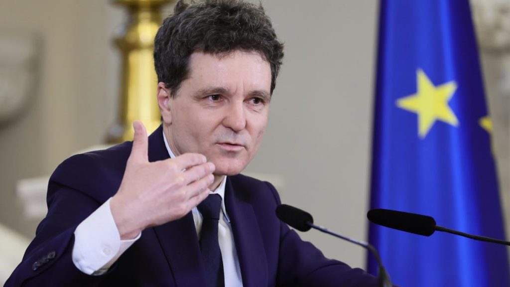 Nicusor Dan a obtinut o victorie in procesul cu AEP referitor la fondurile din campania prezidentiala Decizia Curtiei de