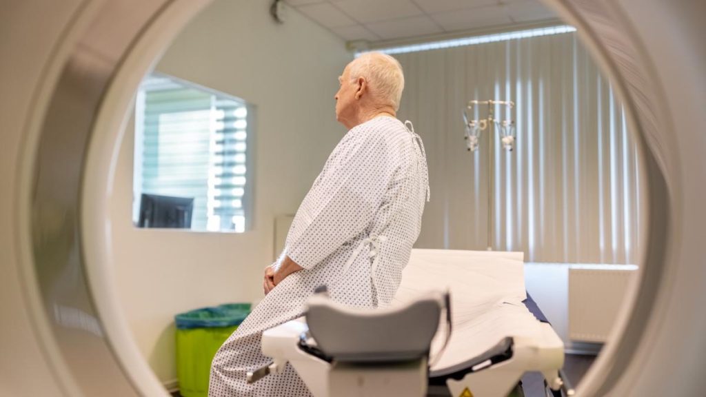 Situatie shocanta la Institutul Oncologic Bucuresti Pacienti cu cancer trimisi acasa din cauza