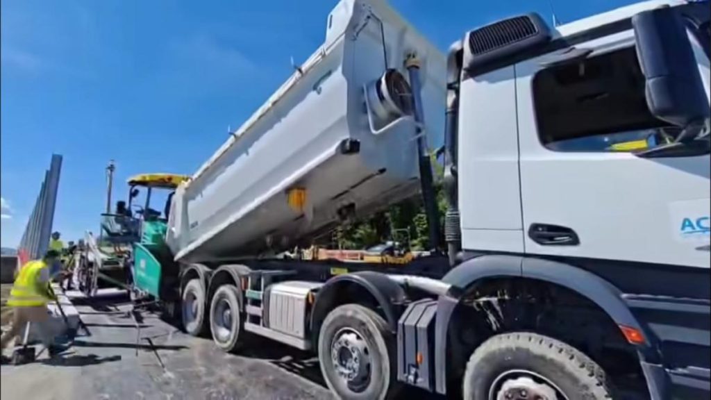 Un sens giratoriu de tip „ochelari” va fi construit la ieșirea din Focșani, într-un loc strategic. Este… Un sens giratoriu de tip ochelari va fi construit la iesirea din Focsani intr un loc strategic este