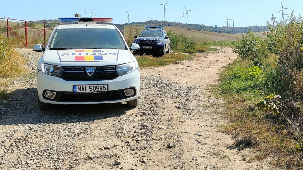 O dronă rusească încărcată cu explozibil a fost descoperită într-un câmp de rapiță din Tulcea. o drona ruseasca incarcata cu explozibil a fost descoperita intr un camp de rapita din tulcea