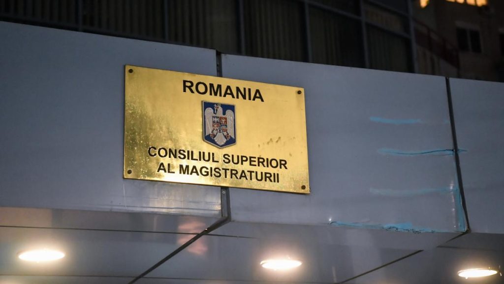 CSM acuza PNL ca intentioneaza sa practice presiuni asupra instantele dupa ce au fost suspendate deciziile de