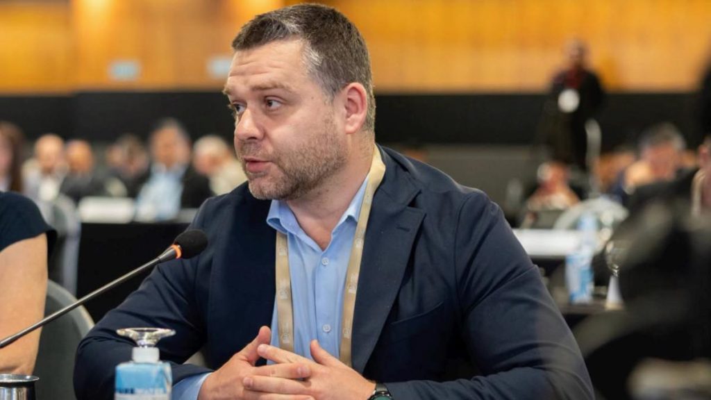 Ciprian Ciucu pleaca in vacanta Primarul Capitalei a anuntat cine il va inlocui si