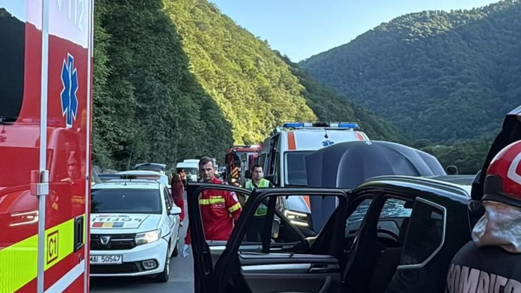 De ce nu existau plase de protecție în zona de pe Valea Oltului unde un bolovan a omorât un bărbat? De ce nu existau plase de protectie in zona de pe Valea Oltului und e un bolovan a omorat un barbat