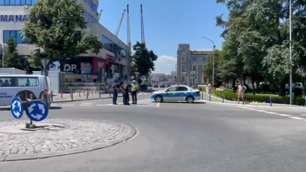 Încă o amenințare cu bombă la Autoritatea Navală Română, pentru a doua zi la rând. Portul Constanța a… Inca o amenintare cu bomba la Autoritatea Navala Romana pentru a doua zi la rand Portul Constanta a