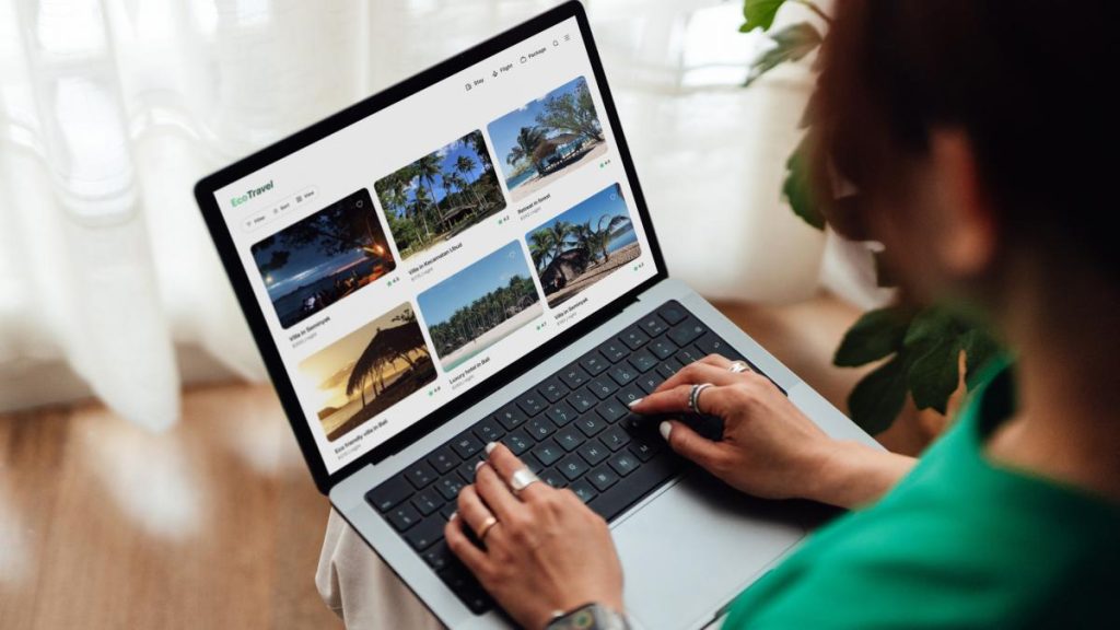 Infractorii utilizeaza imagini generate de AI pentru a insela turistii cu oferte de cazare inexistente Ce putem