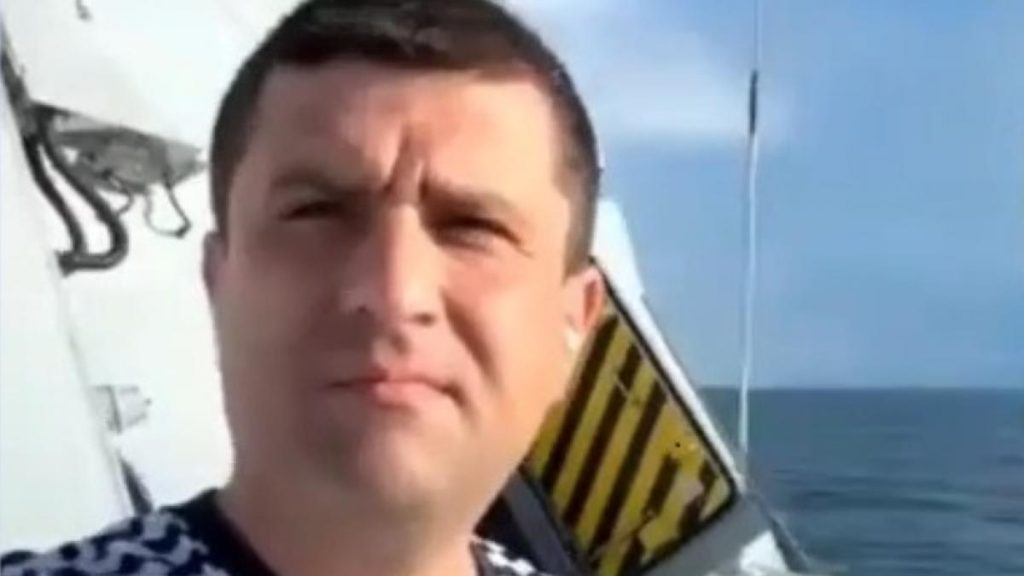 Miruta se intoarce de la Summitul NATO cu corveta achizitionata din Turcia E trist ca militarii