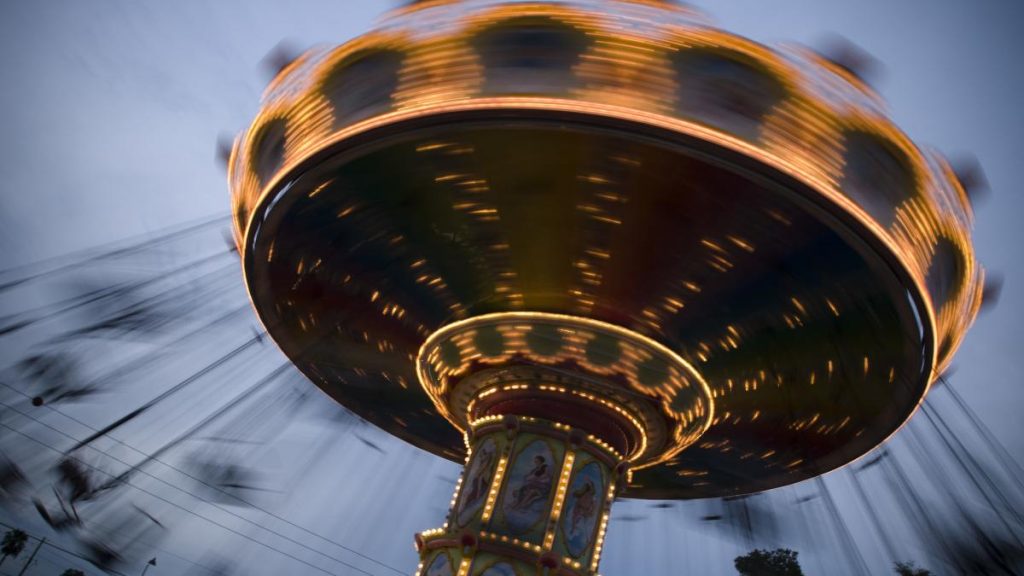 Parcul de distracții din Costinești a fost închis de ANPC. Ce neconformități au descoperit comisarii:… Parcul de distractii din Costinesti a fost inchis de ANPC Ce neconformitati au descoperit comisarii