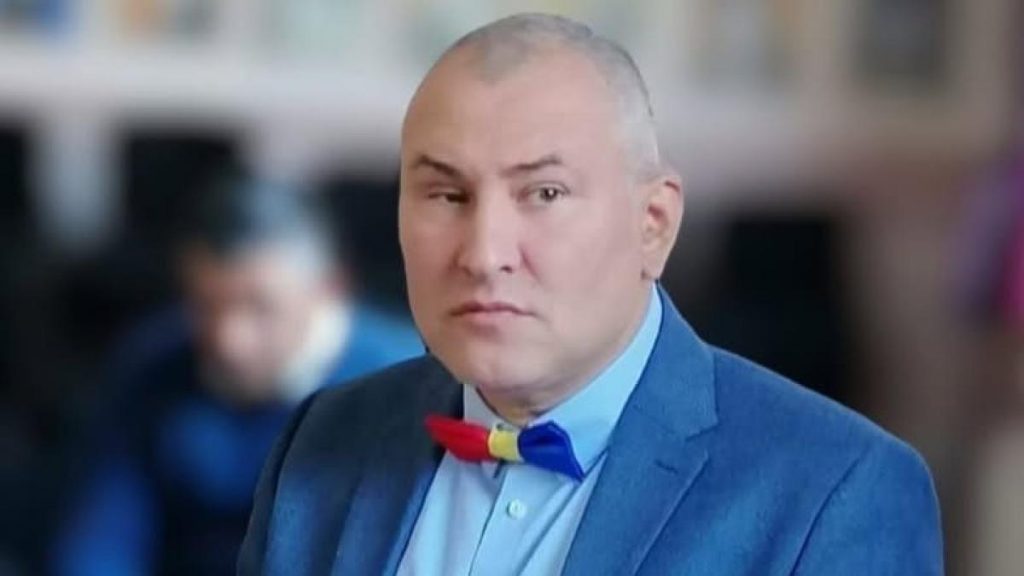Participi la campanie, iar Guvernul te răsplătește generos. Cum a ajuns un jurnalist pe lista SGG pentru… Participi la campanie iar Guvernul te rasplateste generos Cum a ajuns un jurnalist pe lista SGG pentru