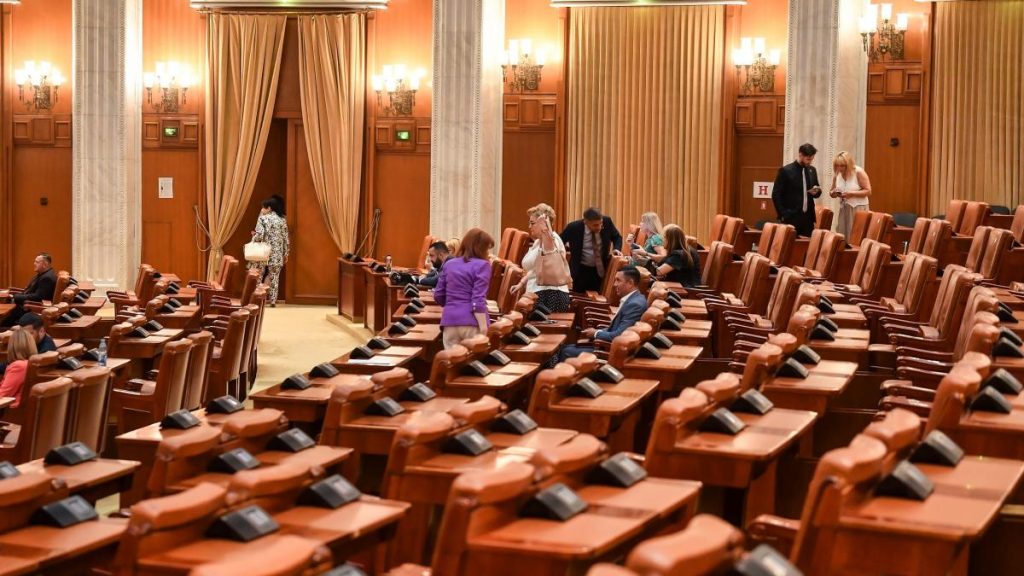 Proiectul de decarbonizare a sectorului de încălzire și răcire a fost aprobat de plenul Camerei… Proiectul de decarbonizare a sectului de incalzire si racire a fost aprobat de plenul Camerei