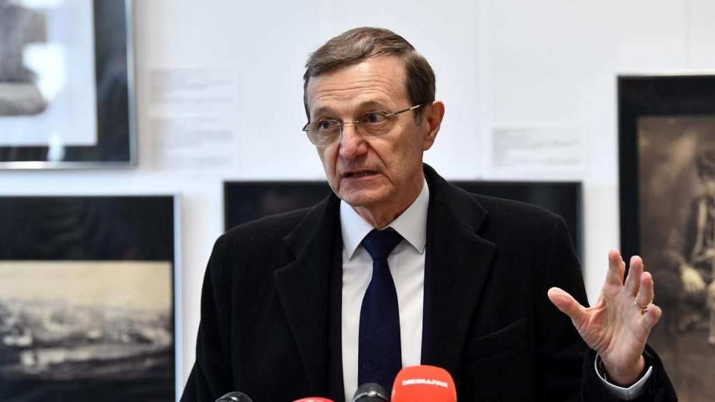 Salutul pe care ardelenii il considera specific de unde provine de fapt Servus nu l am preluat de la