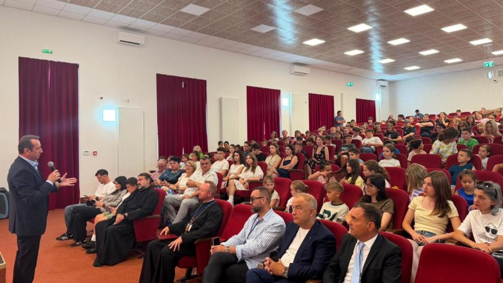 Au inceput taberele de var Contient nu dependent Peste 1000 de tineri din Maramure