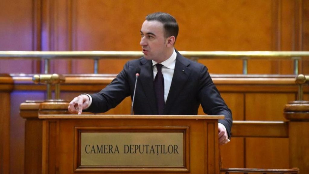 Bogdan Ivan Cer public premierului interimar sa ceara activarea mecanismului de securitate
