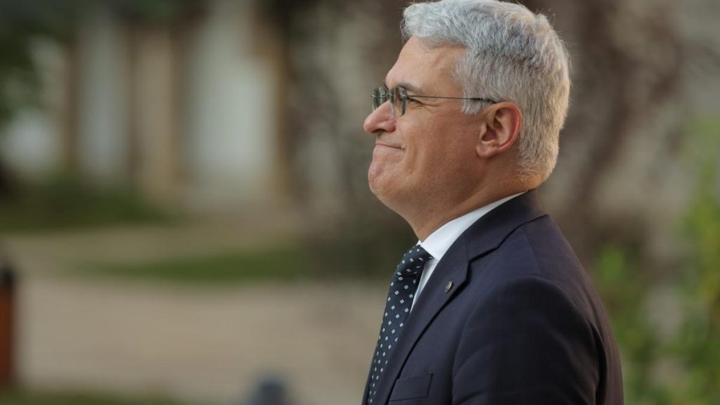 Dragos Pislaru confirma ca varianta de nerefuzat a legii salarizarii a fost respinsa de Comisia Europeana Nu sunt fonduri pentru cresteri salariale
