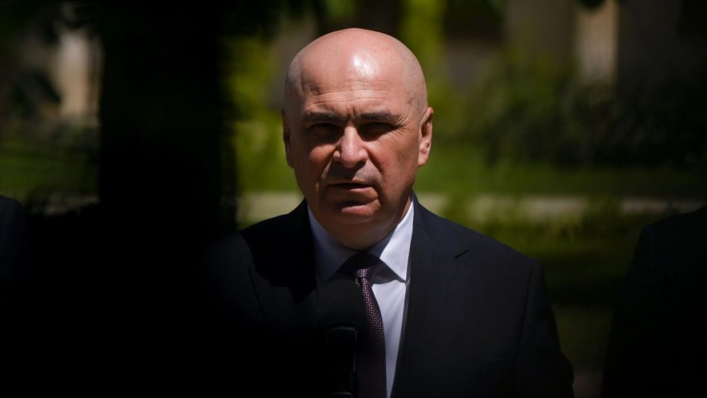 Ilie Bolojan declară că era la curent de luni cu scrisoarea PPE privind suspendarea fondurilor PNRR. „Consider că USR a discutat cu reprezentanții Renew” Ilie Bolojan declara ca era la curent de luni cu scrisoarea PPE privind suspendarea fondurilor PNRR Consider ca USR a discutat cu reprezentantii Renew