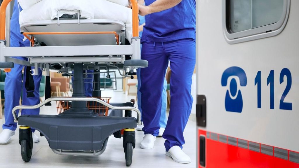 Masuri in spitale si la Ambulante pentru canicula extrema Se suplimenteaza echipajele se