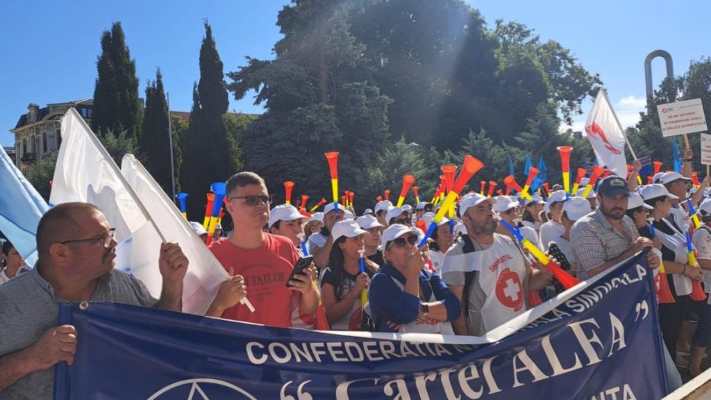 Sindicatele vor protesta marti la Ministerul Muncii pentru a solicita cresterea salariului minim incepand cu 1 ianuarie 2027
