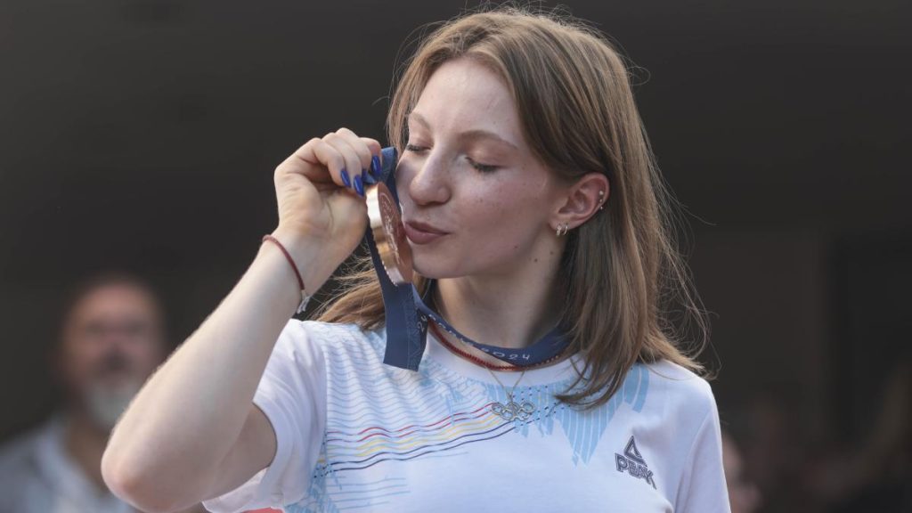 Statul roman va acoperi costurile avocatilor gimnastei Ana Maria Barbosu in cazul de la TAS pentru medalia