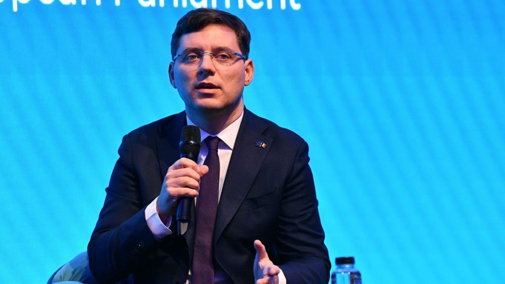 Victor Negrescu Romania trebuie sa ceara convocarea unei intalniri extraordinare a ministerilor