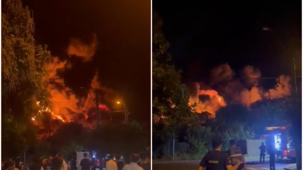 incendiu mare in sectorul 1 al capitalelor un depozit a ars in totalitate a fost activat mesajul ro alert