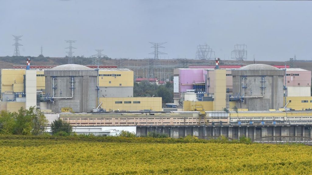 se incepe oprirea centralei de la cernavoda presiunea asupra sistemului energetic este enorma daca nu avem