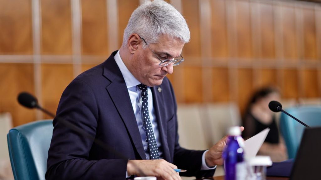 surse drago pislaru a naintat o noua varianta secret a legii salarizarii la bruxelles oficialii ce nu ar fi de acord cu acesta