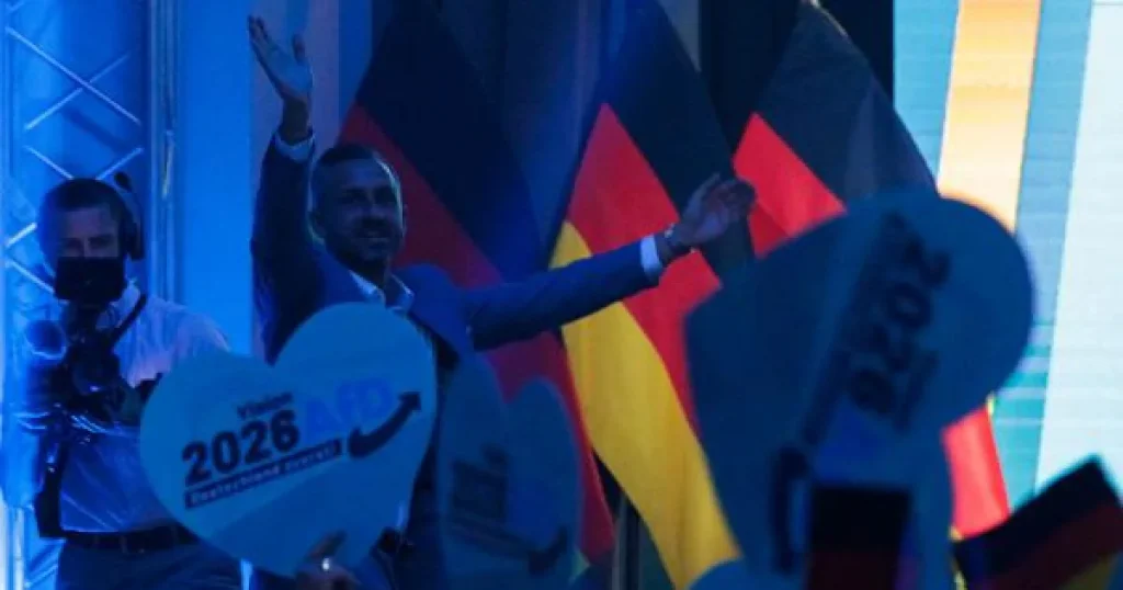 Dialogul surzilor la negocierile pentru Guvern. Cele 4 soluții pe care le are Nicușor Dan Dialogul surzilor la negocierile pentru Guvern. Cele 4 soluții pe care le are Nicușor Dan