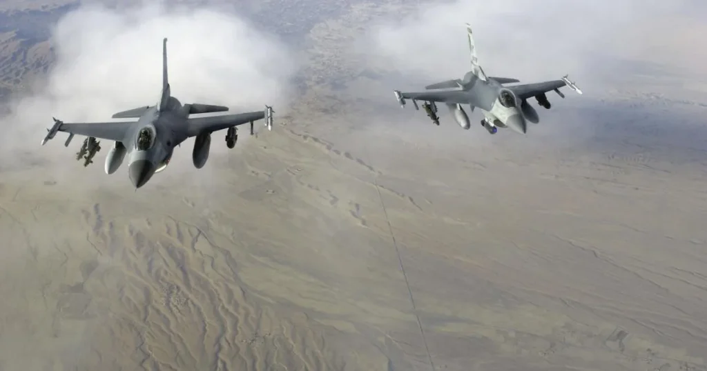 Dronă detectată lângă granița cu România. Două avioane F-16 ridicate, s-a emis Ro-Alert