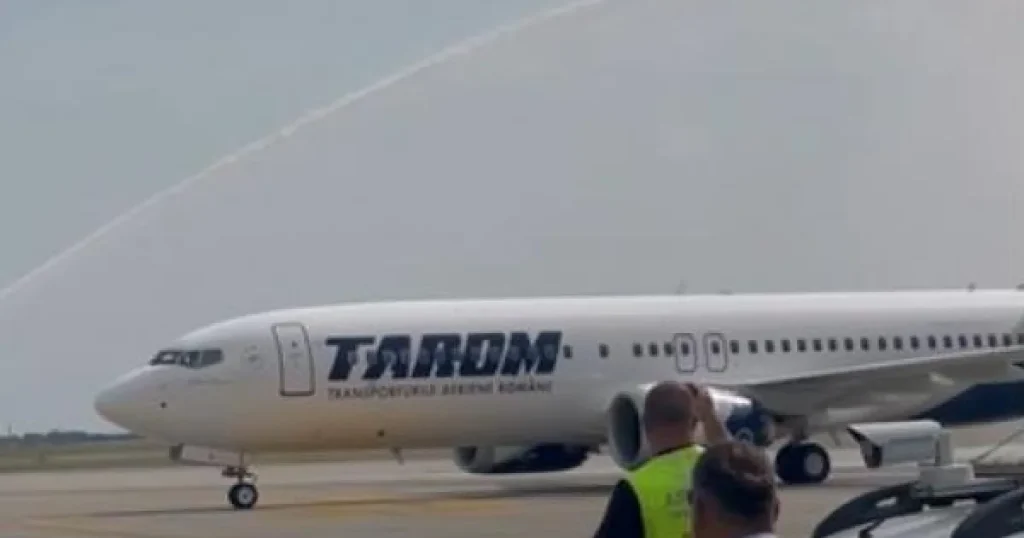 Dronă prăbușită într-un lan de porumb din Suceava. Armata a urmărit-o cu avioane F-16