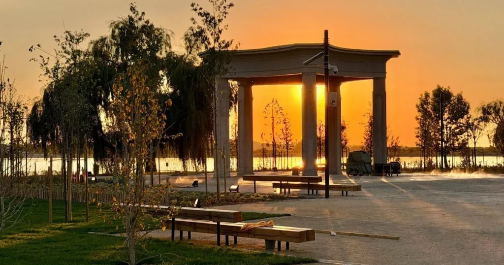 Insula Lacul Morii s-a redeschis. Modernizare de 12 mil. euro și parc de 2 km
