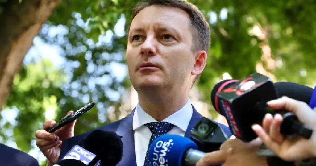 Kelemen Hunor despre Nicușor Dan: Este absolut imun la presiune, ceea ce nu e rău Kelemen Hunor despre Nicușor Dan: Este absolut imun la presiune, ceea ce nu e rău