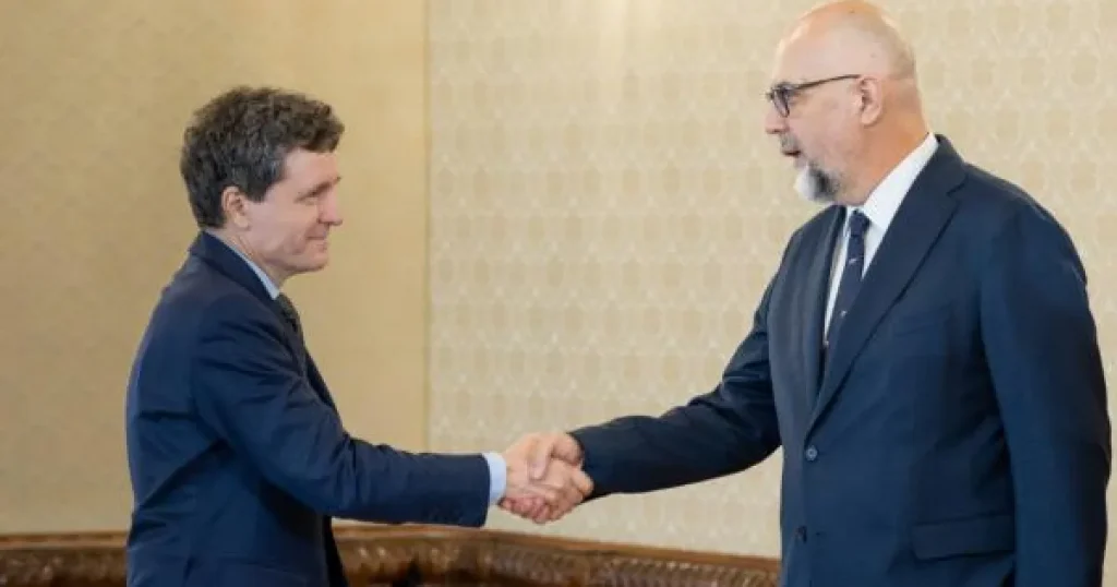 Mureșan convinge UDMR să susțină guvernul. Kelemen: Lăsăm ușa deschisă cu PSD