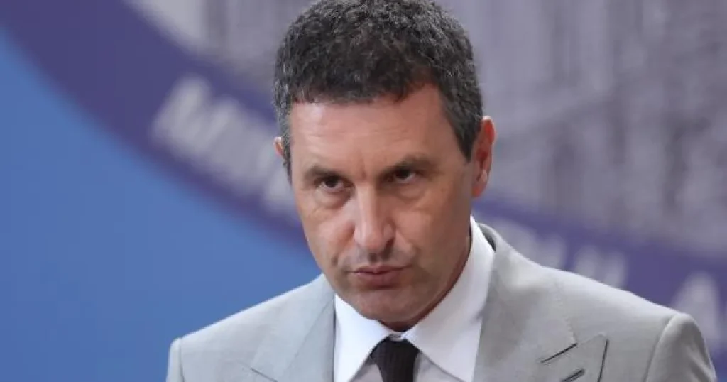 Parlamentari neafiliați vor în PNL. Ionel Bogdan: Nu știu despre cine e vorba Parlamentari neafiliați vor în PNL. Ionel Bogdan: Nu știu despre cine e vorba
