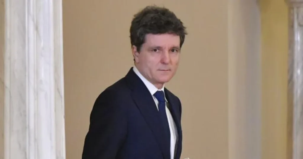 Radu Miruță, la audieri cu trei generali. Critici: Nu trebuia să facă asta
