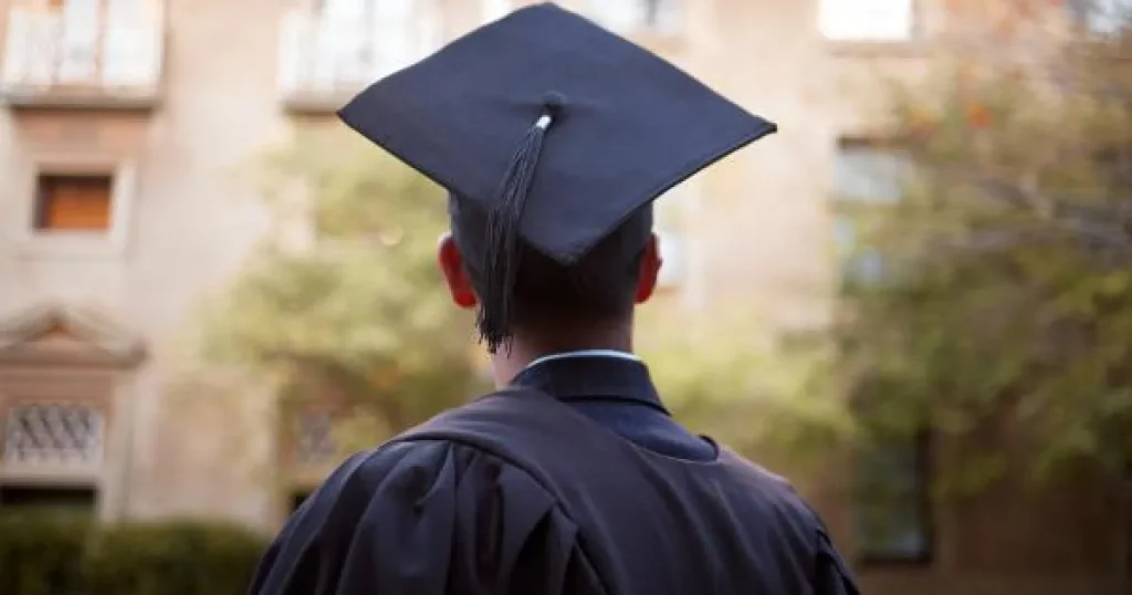 România pierde capital uman înainte de piața muncii. Costul problemelor din Educație România pierde capital uman înainte de piața muncii. Costul problemelor din Educație