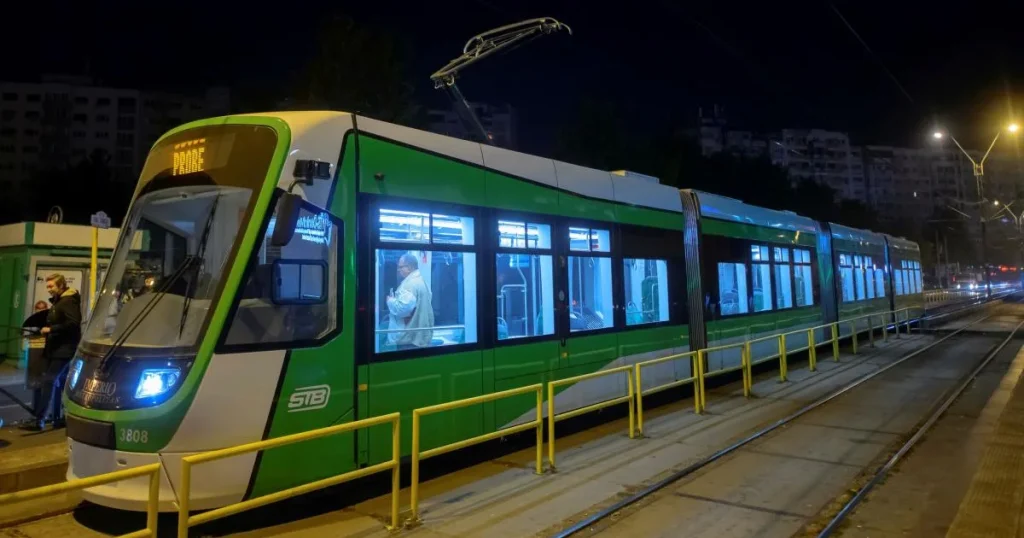 Șase proiecte noi aprobate de CGMB. Linia de tramvai din Piața Unirii, extinsă cu 1,2 km