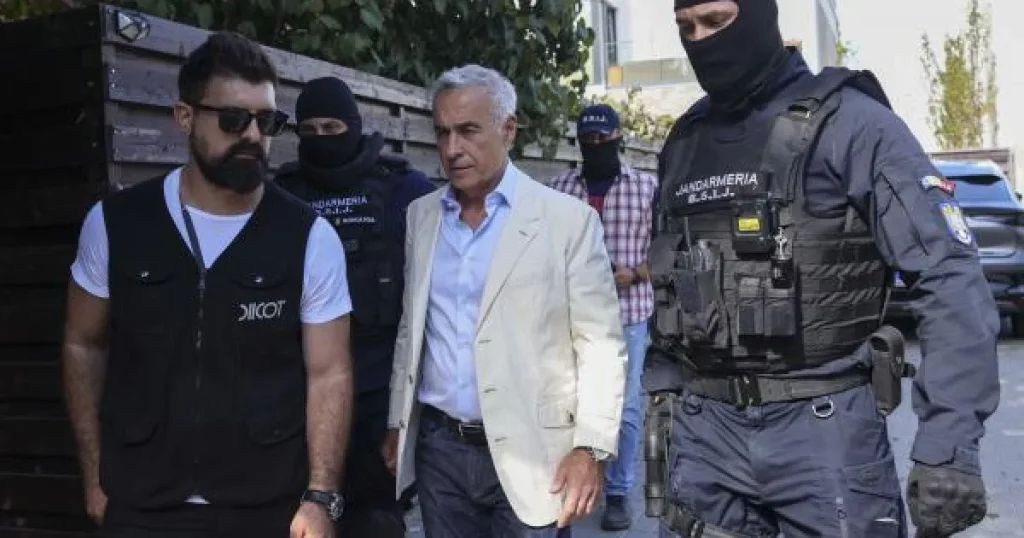Senatul a votat uniforme școlare obligatorii: „Standardizarea creează unitate” Senatul a votat uniforme școlare obligatorii: „Standardizarea creează unitate”